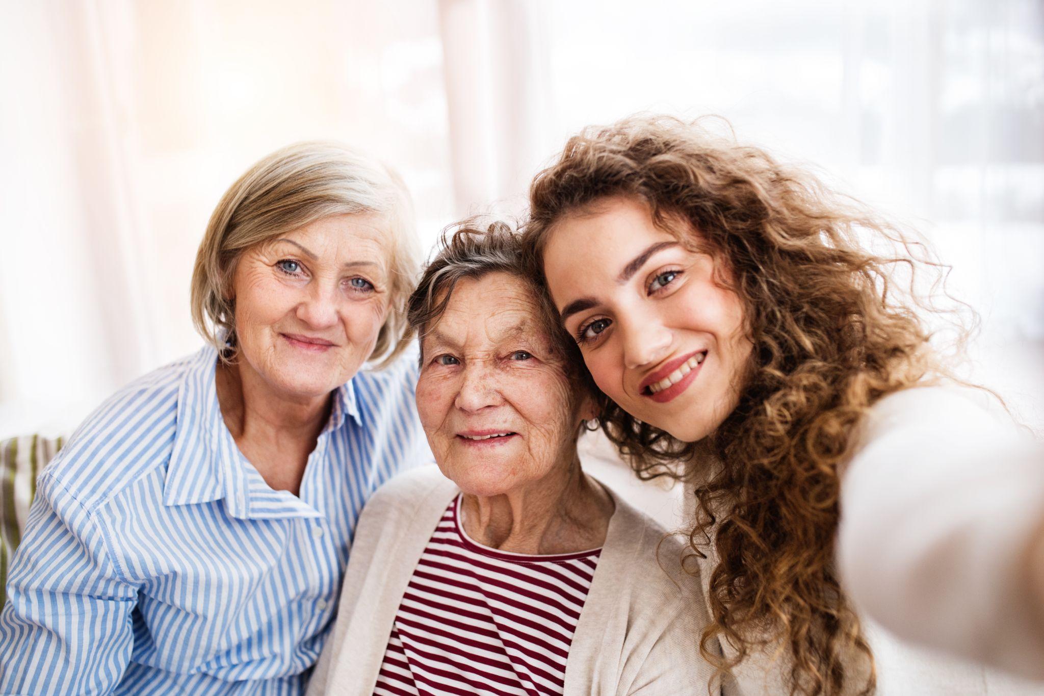 Three generations of Italian women